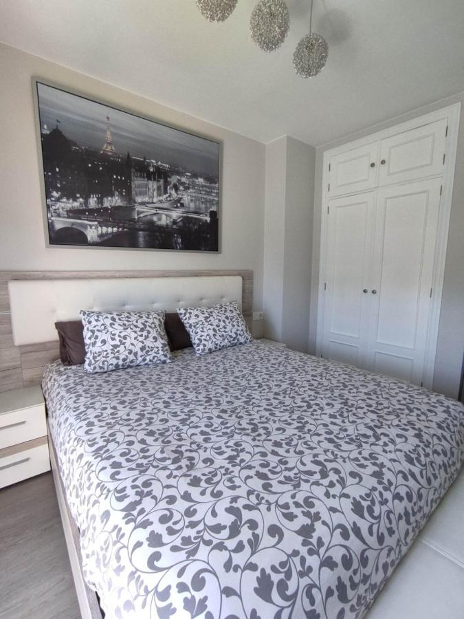Precioso Apartamento Con Terraza, Pistas De Padel Y Piscinas Lägenhet Castro Urdiales Exteriör bild