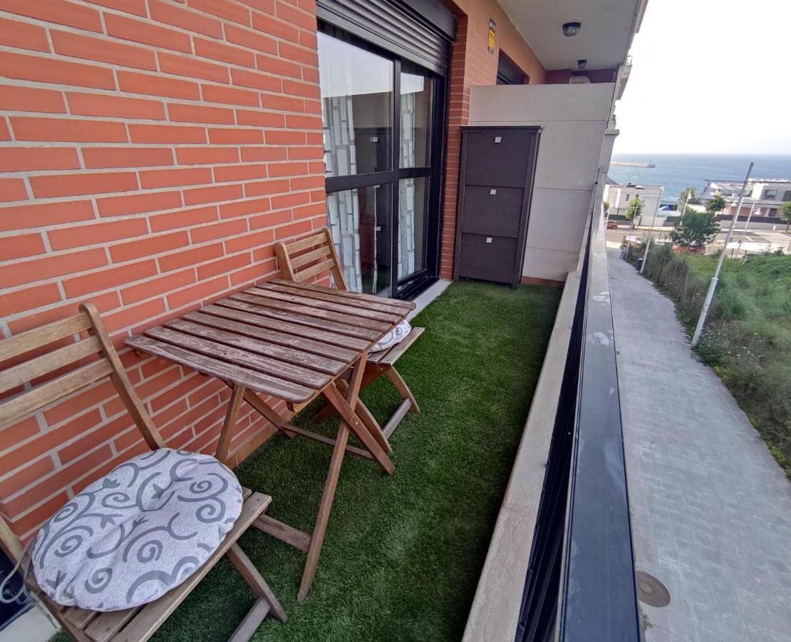 Precioso Apartamento Con Terraza, Pistas De Padel Y Piscinas Lägenhet Castro Urdiales Exteriör bild