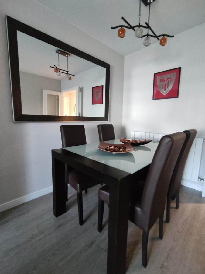 Precioso Apartamento Con Terraza, Pistas De Padel Y Piscinas Lägenhet Castro Urdiales Exteriör bild